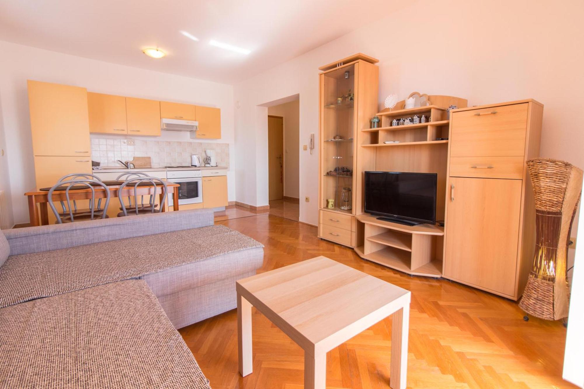 Malinska - Apartment Glavas Eksteriør bilde