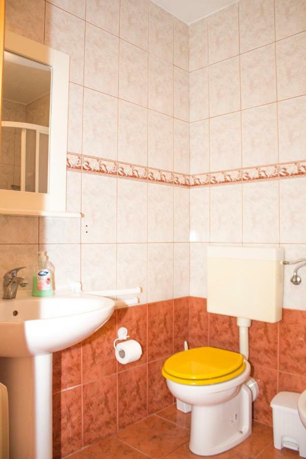 Malinska - Apartment Glavas Eksteriør bilde